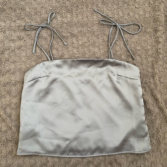 Superdown Angelique Cami Top - Picture 3 of 7